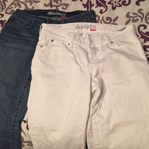 2 pair of Denizen (Levis) Capris
