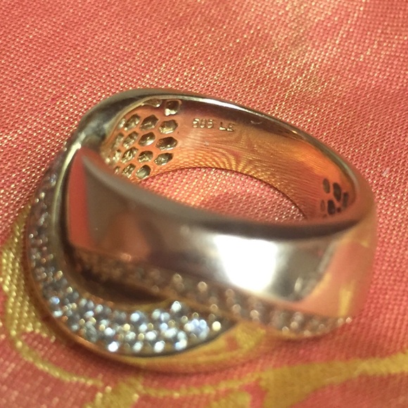 PRICE DROP πΉ Heavy 14K Rose/Yellow Gold Diamond Statement Ring - Picture 4 of 4