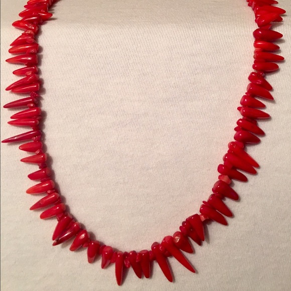 Red coral Necklace and earring Set - Picture 3 of 4