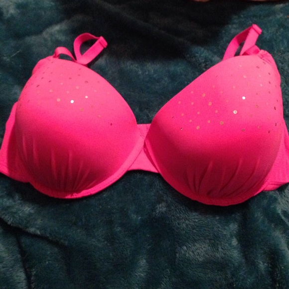 Fruit of the loom bright pink bra!