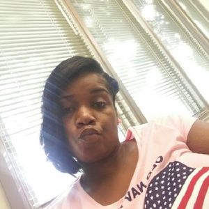 Meet your Posher, Latoya