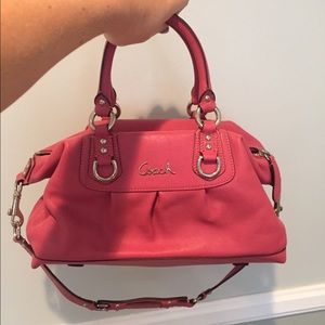 COACH Pink leather bag