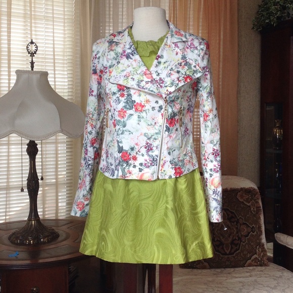 Insight Jackets & Blazers - Insight New York floral jacket NEW