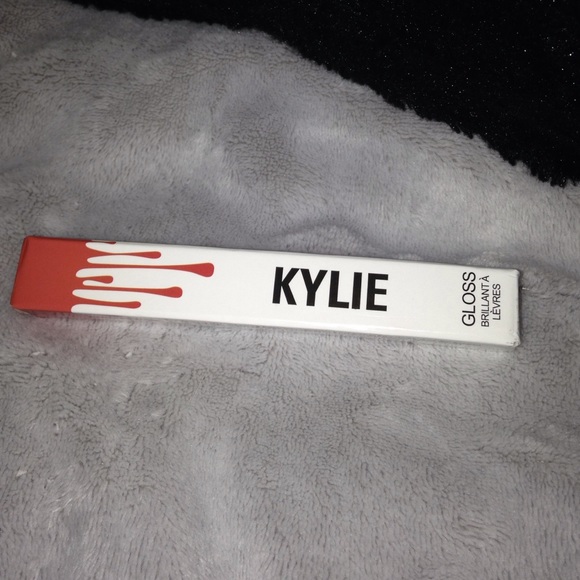 Kylie lipstick 22