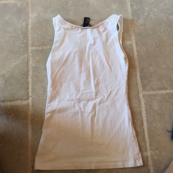 White tank - Picture 2 of 2