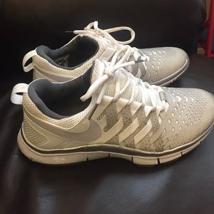 Nike 5.0 Free-men's size 8, women's size 9.5