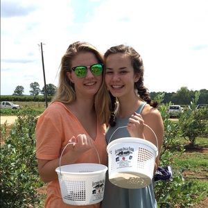 Meet your Posher, Bremie