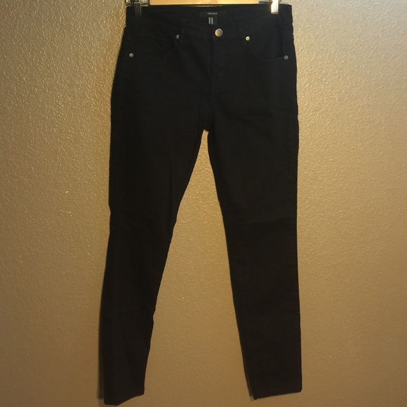 Brand new with tags. Forever 21 black denim jeans