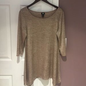 H&M taupe top