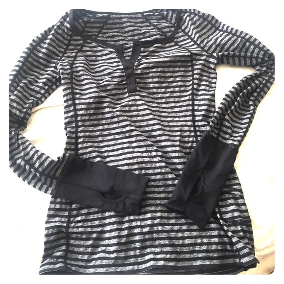 Lululemon long-sleeved top