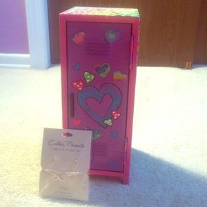 Storage "Locker" with Infinity Jewelry Set