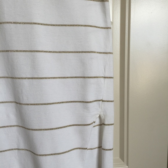 Sleeveless Knit Dress - Picture 2 of 3