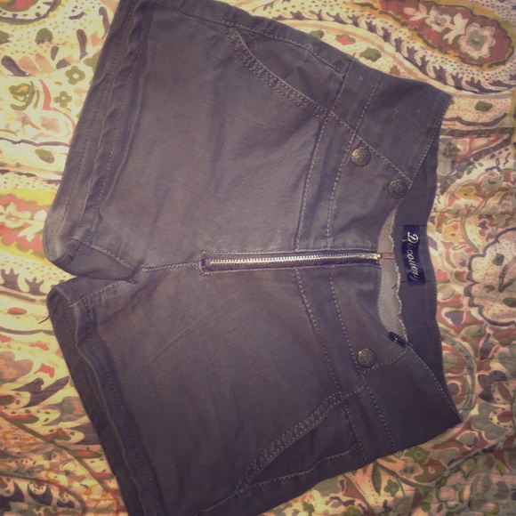 High Waisted Shorts!! ⭐️