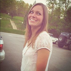 Meet your Posher, Cortney