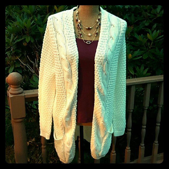 Venus Sweaters - Cable knit long cardigan