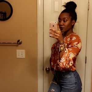 Meet your Posher, Michaela