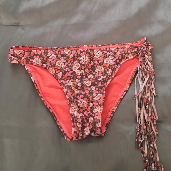 Bikini bottom