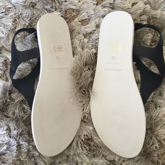 $108 BCBG MAXAZRIA thong sandal size 8 - Picture 3 of 4