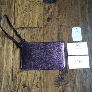 Comes with tags! Sparkly Coach Wristlet