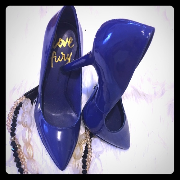 ! Removing by Sat! blue patent Nine West Love Fury