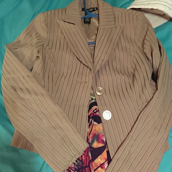 Caramel blazer - Picture 2 of 4