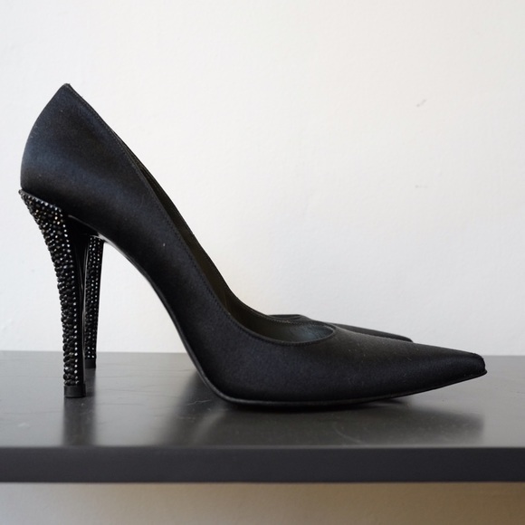 Stuart Weitzman stilettos