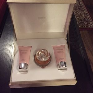 Insolence perfume gift set