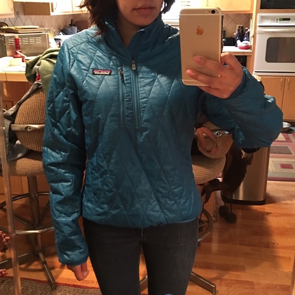 Patagonia puff jacket