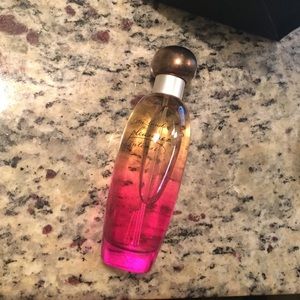 Estée Lauder pleasures intense perfume