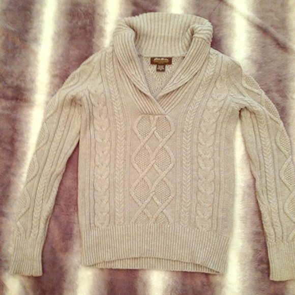 Eddie Bauer gray sweater