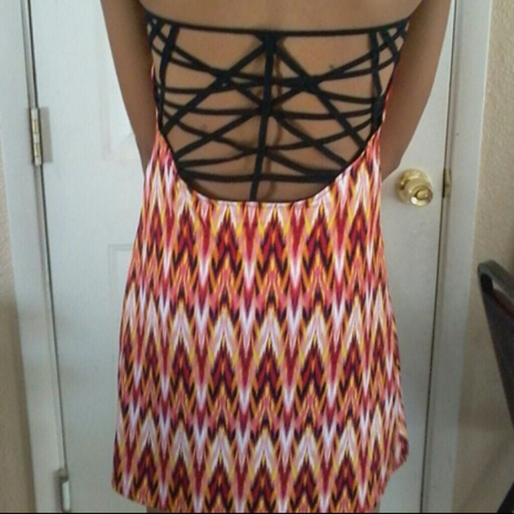 Strapless mini dress - Picture 3 of 4