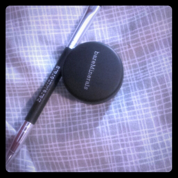 Bare minerals eye liner and brush set