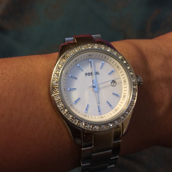 FOSSIL WATCH - Picture 2 of 4