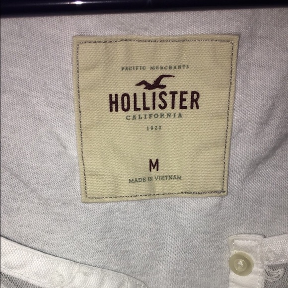 Hollister designed blouse - Picture 1 of 3
