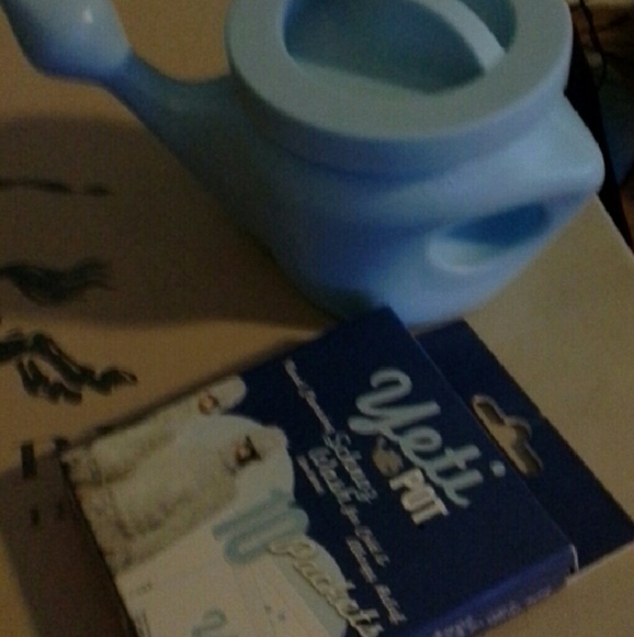 Neti pot - Picture 1 of 2