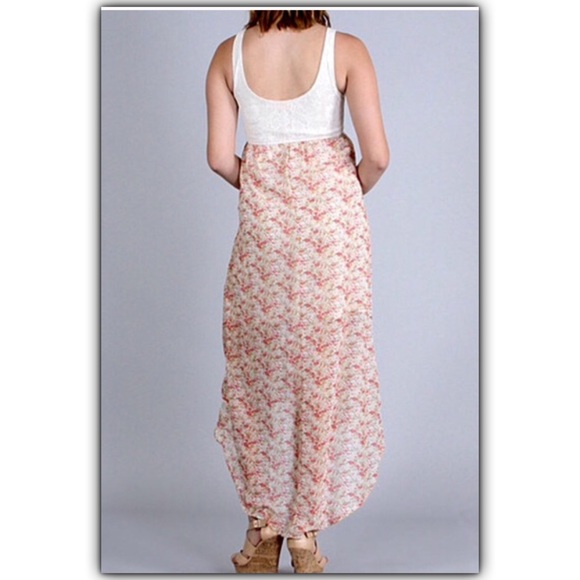 Hi-Low Maxi Dress! Floral and Lace! - Picture 2 of 3