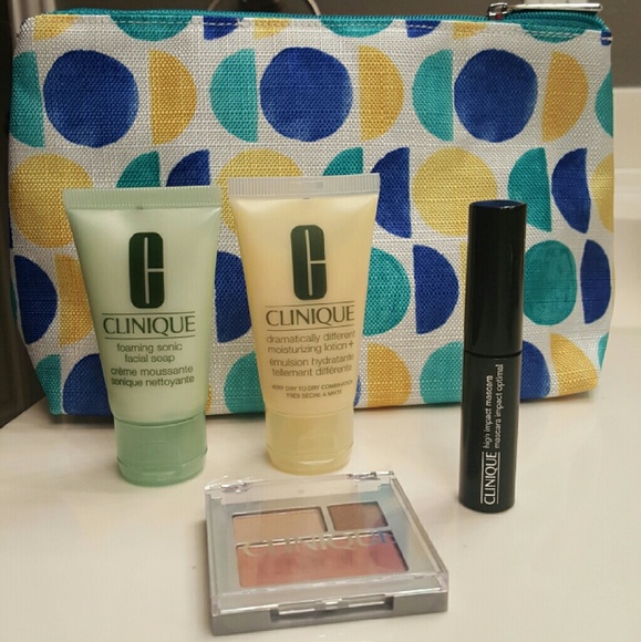 Clinique Other - 5 Piece Clinique Set 💋