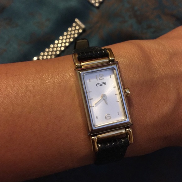 Watch - Picture 2 of 4