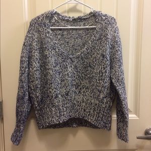 Zara Knitted White and Navy Sweater