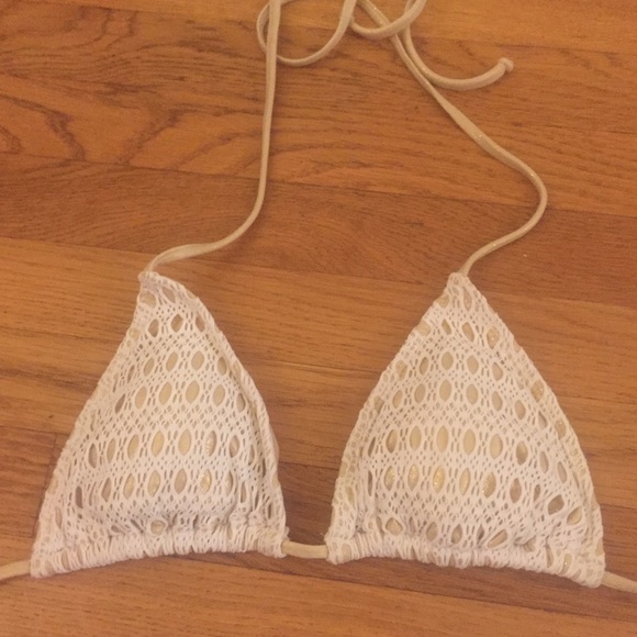 Gold & white crochet triangle top