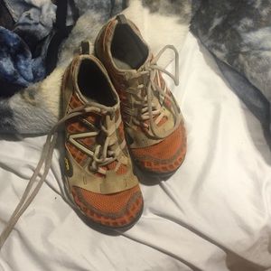 New balance running shoes