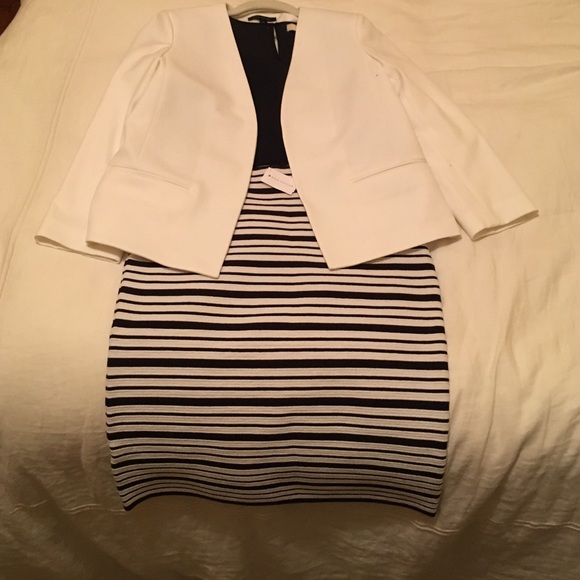 Ann Taylor Dresses & Skirts - 🌼🌸 SPRING MARKDOWN Ann Taylor pencil skirt