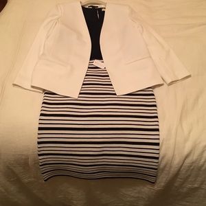 🌼🌸 SPRING MARKDOWN Ann Taylor pencil skirt