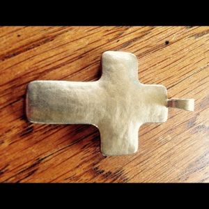 Cross pendent 🌸