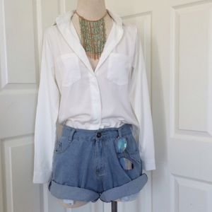 🎉2xHP🎉White high-low button down