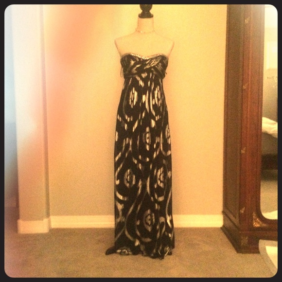 Oleg Cassini gown - Picture 2 of 6