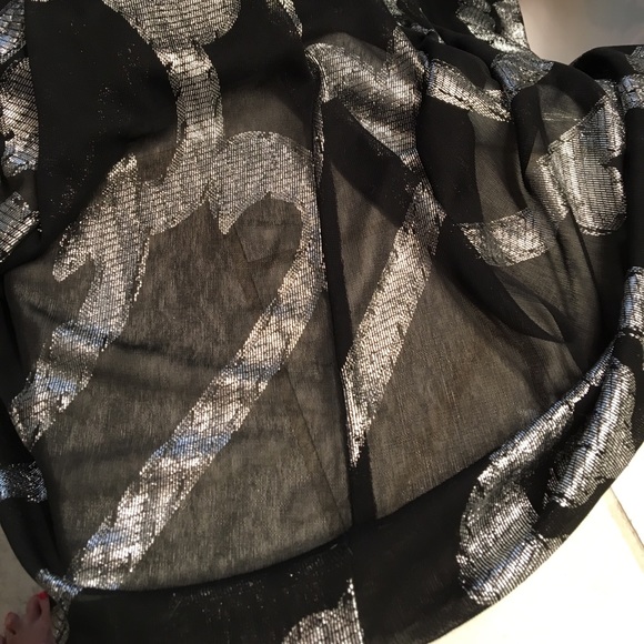 Oleg Cassini gown - Picture 5 of 6