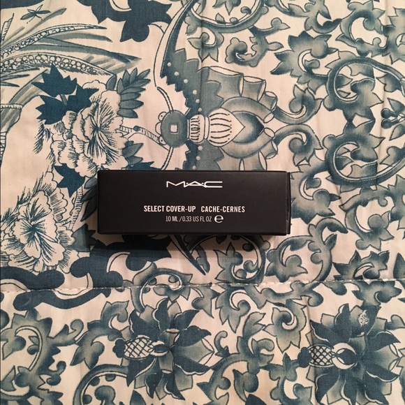 MAC Csometics - Picture 4 of 4