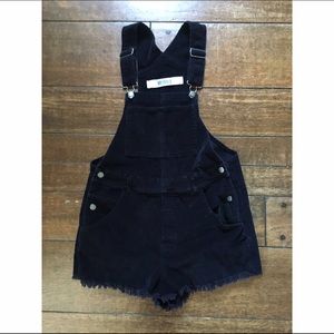 *Reserved*!Brandy Melville Esmeralda Overall