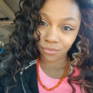 Meet your Posher, Nakia